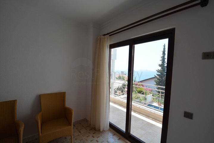          Прекрасная вилла с видом на море в районе Каламар, Калкан  