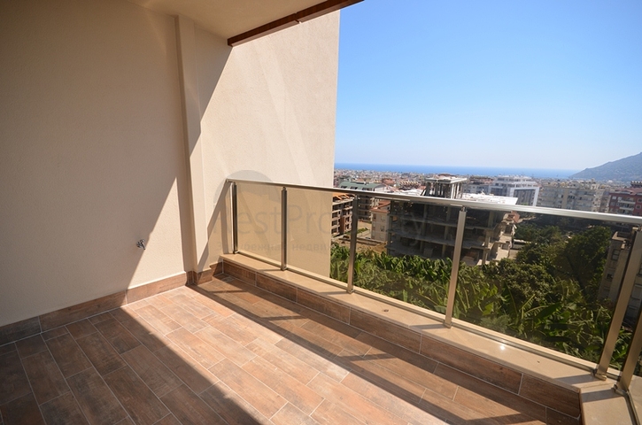 Новые квартиры 2+1 и 3+1  в комплексе  с видом на море