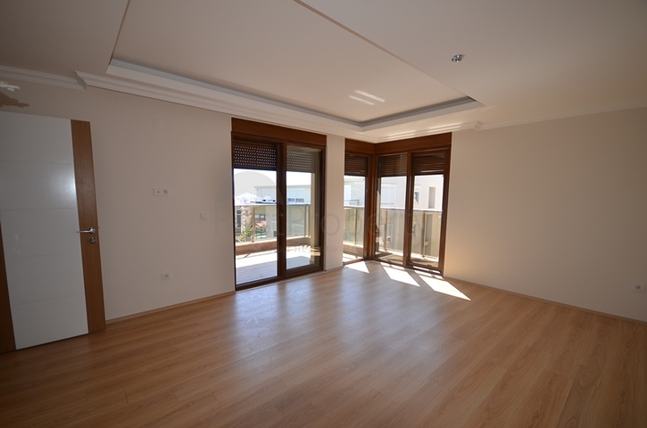 Новые квартиры 2+1 и 3+1  в комплексе  с видом на море