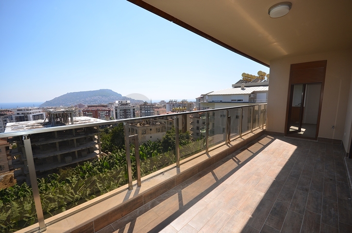 Новые квартиры 2+1 и 3+1  в комплексе  с видом на море