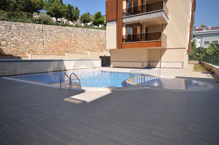 Новые квартиры 2+1 и 3+1  в комплексе  с видом на море