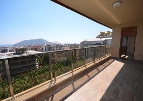 Новые квартиры 2+1 и 3+1  в комплексе  с видом на море