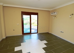 Шикарная вилла 6+2 с собственным бассейном в Каргыджаке 