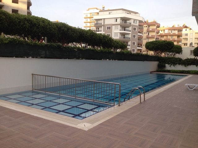 Полностью готовая к проживанию новая квартира у пляжа 