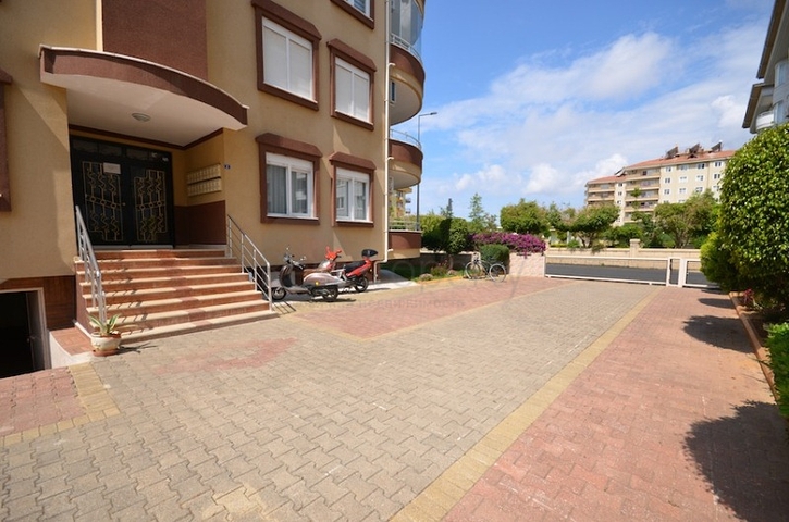 Трехкомнатная квартира от собственника в элитном районе Оба