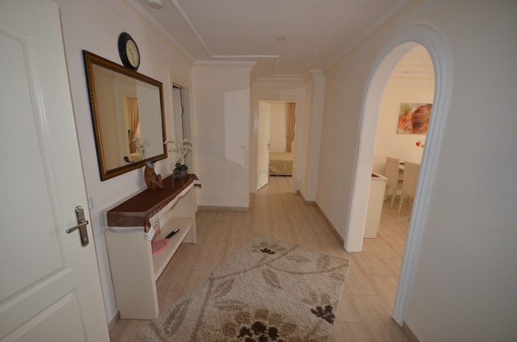 Трехкомнатная квартира от собственника в элитном районе Оба