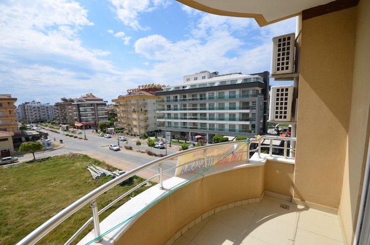 Трехкомнатная квартира от собственника в элитном районе Оба