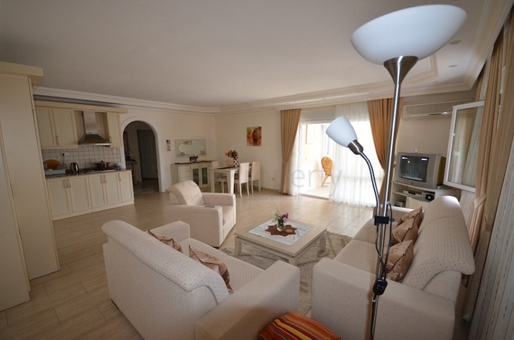 Трехкомнатная квартира от собственника в элитном районе Оба