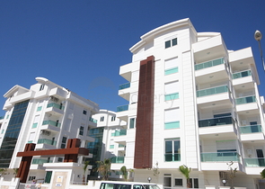 Квартира 1+1 с новой мебелью 500 метров до моря в районе Коньяалты, Анталья