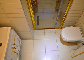 Квартира 1+1 с новой мебелью 500 метров до моря в районе Коньяалты, Анталья