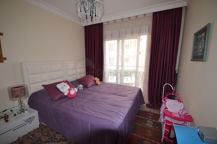 Апартаменты в комплексе в центре Махмутлара