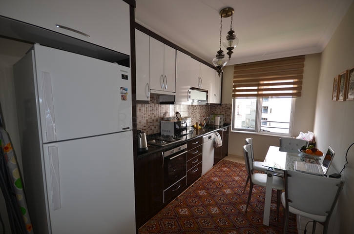 Апартаменты в комплексе в центре Махмутлара