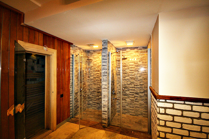 Виллы в османском стиле в районе Дошемеальты, Анталья