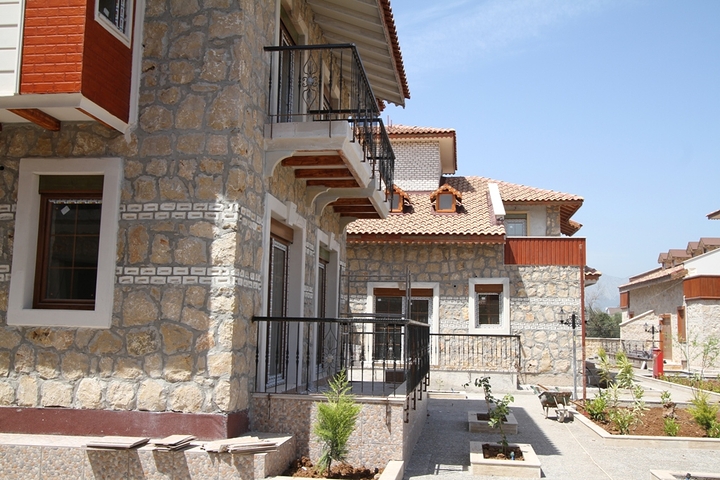 Виллы в османском стиле в районе Дошемеальты, Анталья