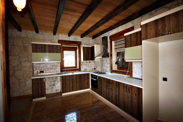 Виллы в османском стиле в районе Дошемеальты, Анталья