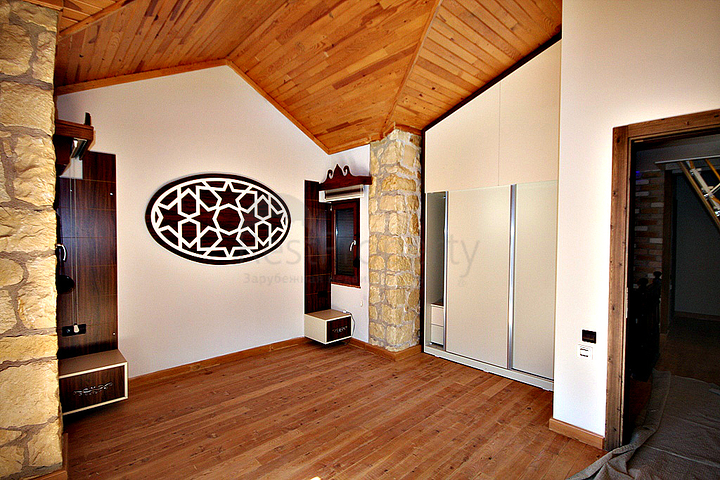 Виллы в османском стиле в районе Дошемеальты, Анталья