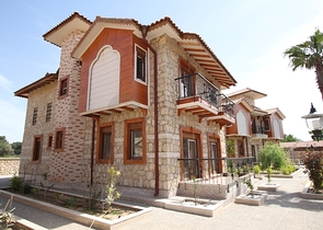 Виллы в османском стиле в районе Дошемеальты, Анталья