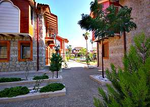 Виллы в османском стиле в районе Дошемеальты, Анталья