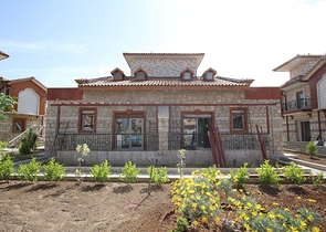 Виллы в османском стиле в районе Дошемеальты, Анталья