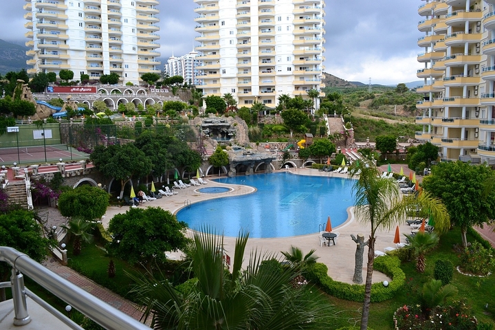 Апартаменты класса люкс с видом на море в Махмутларе