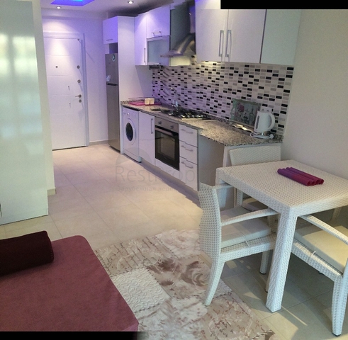 Квартира-студия в аренду в благоустроенном комплексе в Авсалларе