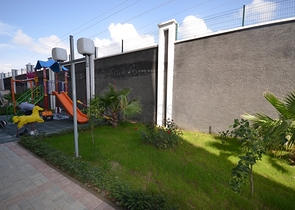 Квартира-студия в аренду в благоустроенном комплексе в Авсалларе