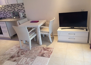 Квартира-студия в аренду в благоустроенном комплексе в Авсалларе