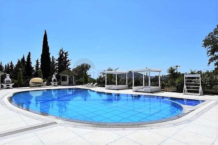 Квартиры в новом современном комплексе в центре Алании