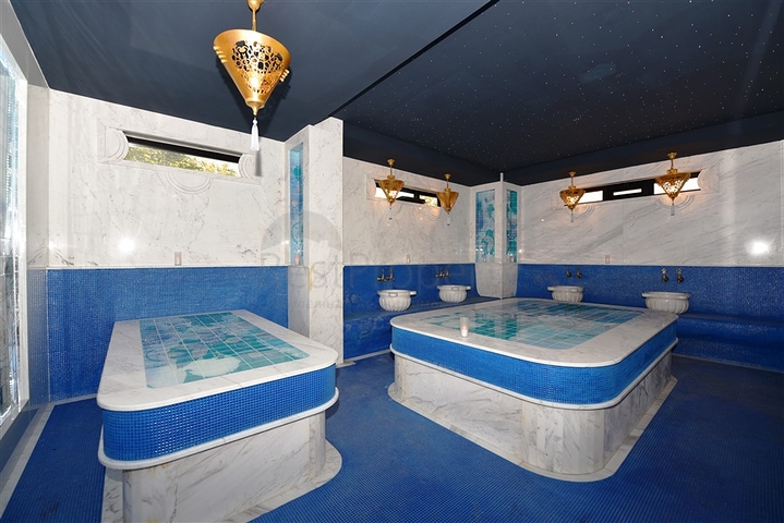 Квартиры в новом современном комплексе в центре Алании