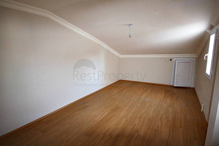 Пентхаус 3+1 с отдельной кухней в районе Хурма, Коньяалты Анталья