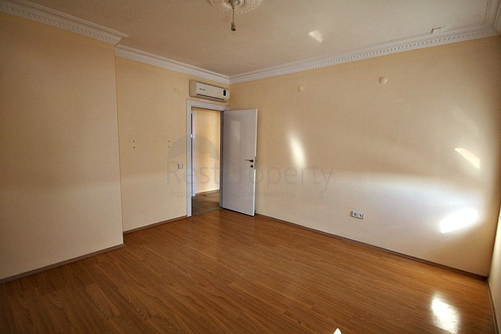 Пентхаус 3+1 с отдельной кухней в районе Хурма, Коньяалты Анталья