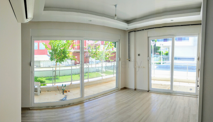 Квартира 1+1 с газовым отоплением в Коньяалты Анталья