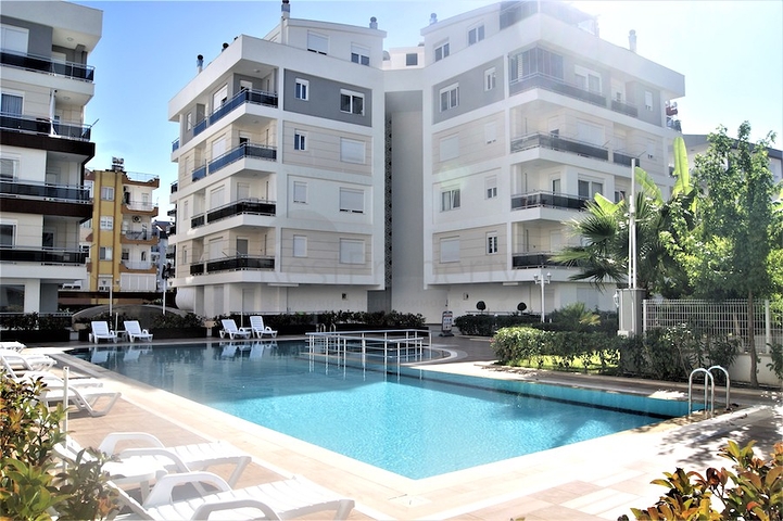 Квартира 1+1 с газовым отоплением в Коньяалты Анталья