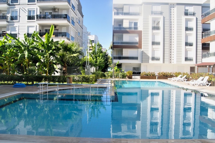 Квартира 1+1 с газовым отоплением в Коньяалты Анталья