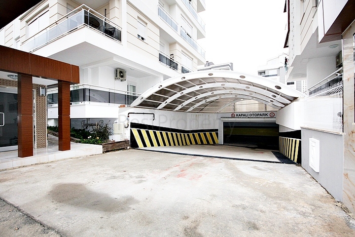 Квартира 1+1 с газовым отоплением в Коньяалты Анталья