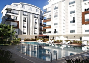 Квартира 1+1 с газовым отоплением в Коньяалты Анталья