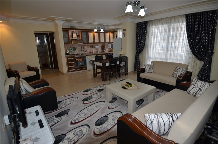 Просторные апартаменты в комплексе с бассейном