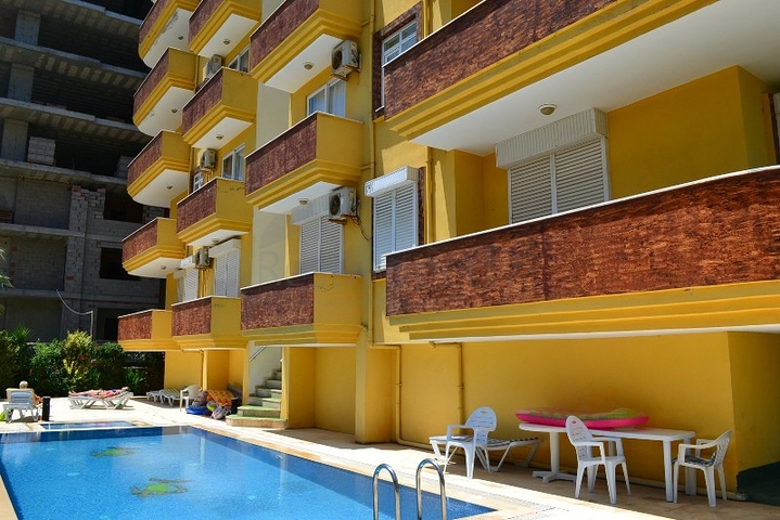 Просторные апартаменты в комплексе с бассейном