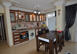 Просторные апартаменты в комплексе с бассейном