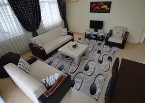 Просторные апартаменты в комплексе с бассейном