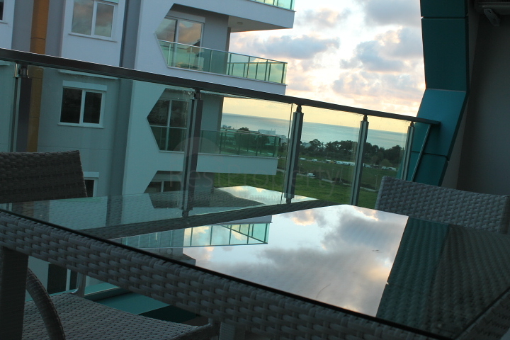 Двухкомнатная квартира в комплексе 5* в Авсалларе