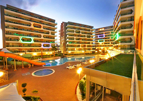 Двухкомнатная квартира в комплексе 5* в Авсалларе