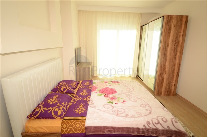 Светлые апартаменты 2+1 в Махмутларе 