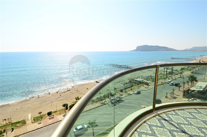 Эксклюзивное предложение – роскошный пентхаус на первой береговой линии