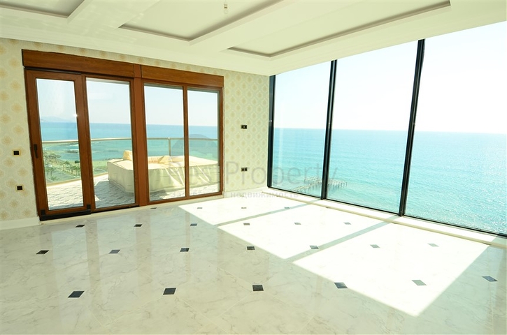 Эксклюзивное предложение – роскошный пентхаус на первой береговой линии