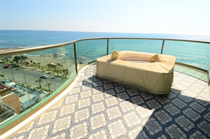 Эксклюзивное предложение – роскошный пентхаус на первой береговой линии