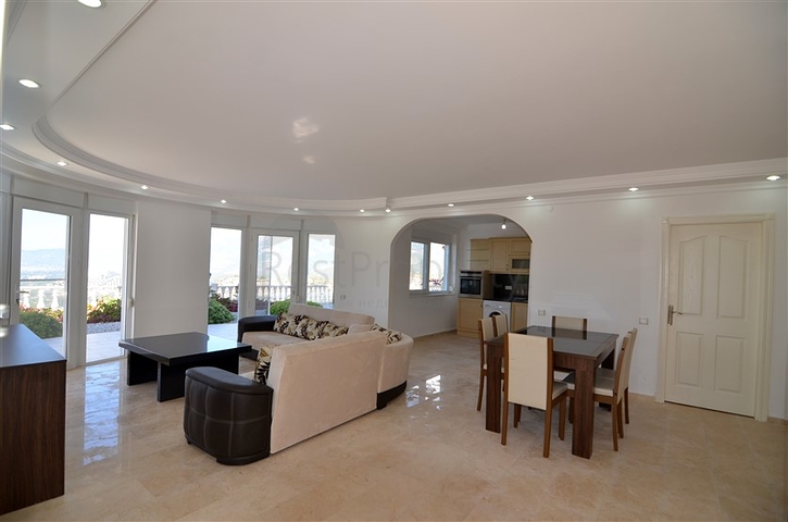 Вилла с видом на море в Каргыджаке