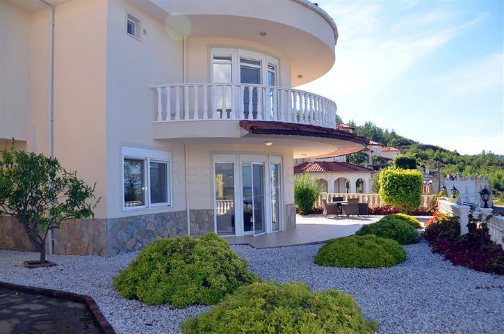 Вилла с видом на море в Каргыджаке