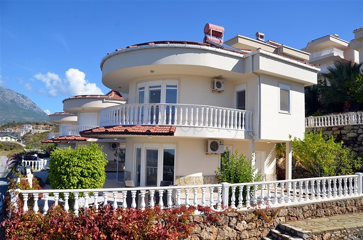 Вилла с видом на море в Каргыджаке