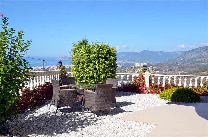 Вилла с видом на море в Каргыджаке